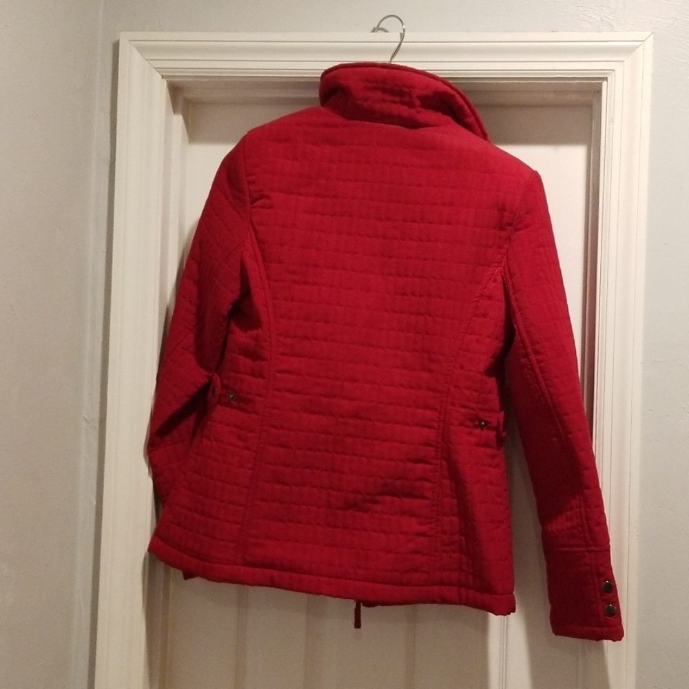 Red jacket - Picture 2 of 3